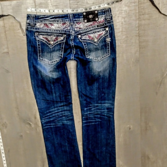 DO NOT PURCHASE @DENIMJUNKIES ROCK REVIVAL MISS ME - Picture 8 of 8
